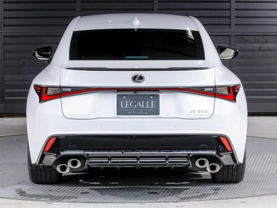 2025 Lexus IS thumbnail 31