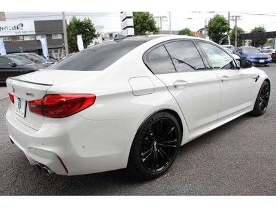 2018 BMW M5 — миниатюра 37