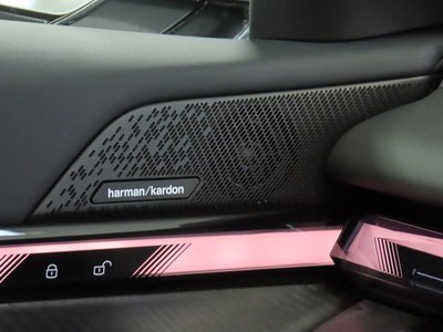 2026 BMW 5 SERIES thumbnail 32