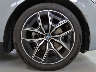 2026 BMW 5 SERIES thumbnail 26
