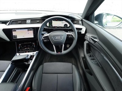 2023 AUDI Q8 E-TRON 照片 17