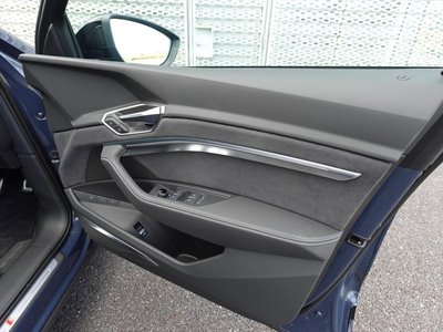 2023 AUDI Q8 E-TRON 照片 9
