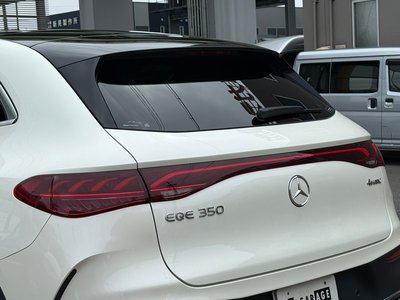 2023 Mercedes-BENZ EQE photo 12