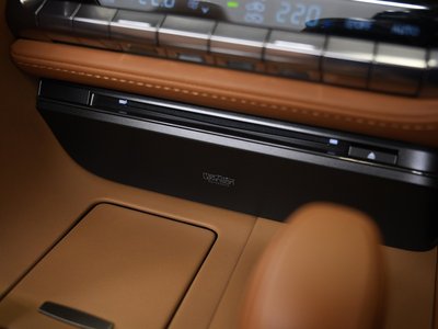 صورة 51 لـ 2021 Lexus LC CONVERTIBLE