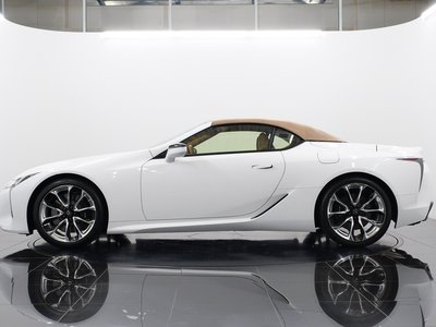 صورة 26 لـ 2021 Lexus LC CONVERTIBLE