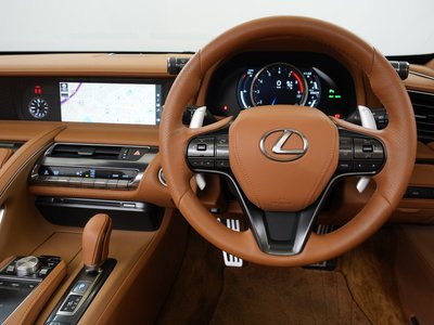 صورة 11 لـ 2021 Lexus LC CONVERTIBLE