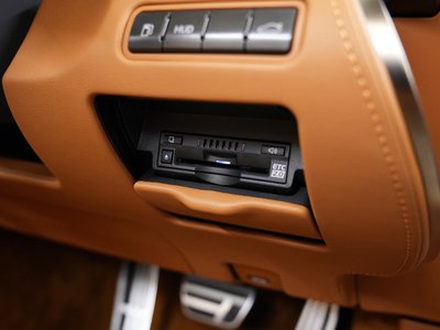 صورة 38 لـ 2021 Lexus LC CONVERTIBLE
