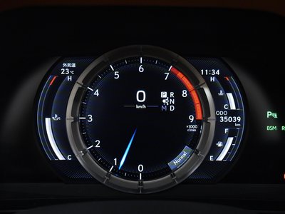 صورة 45 لـ 2021 Lexus LC CONVERTIBLE