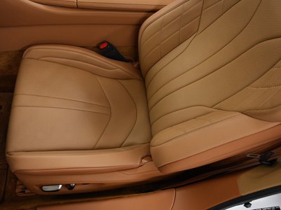 صورة 8 لـ 2021 Lexus LC CONVERTIBLE