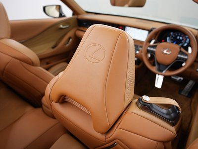 صورة 39 لـ 2021 Lexus LC CONVERTIBLE
