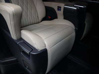 صورة مصغرة 36 لـ 2024 Toyota GRAND ACE