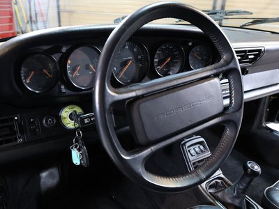 1990 Porsche 911 thumbnail 21
