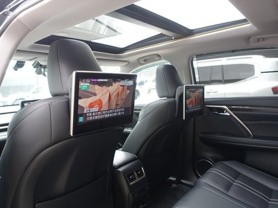 صورة 65 لـ 2022 Lexus RX
