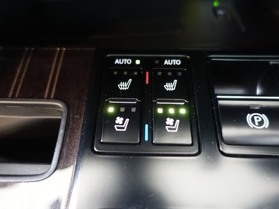 صورة 44 لـ 2022 Lexus RX