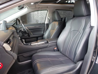 صورة 53 لـ 2022 Lexus RX