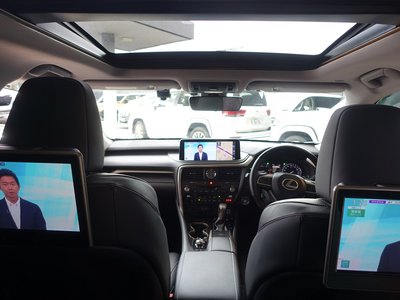 صورة 71 لـ 2022 Lexus RX