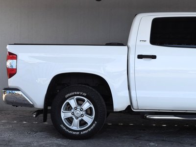 2018 Toyota TUNDRA — фото 32