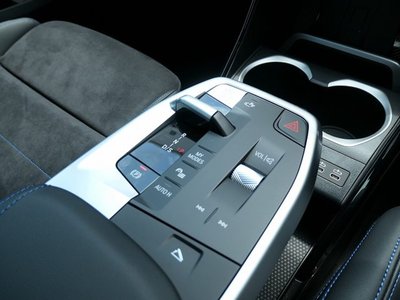 2026 BMW X1 thumbnail 33