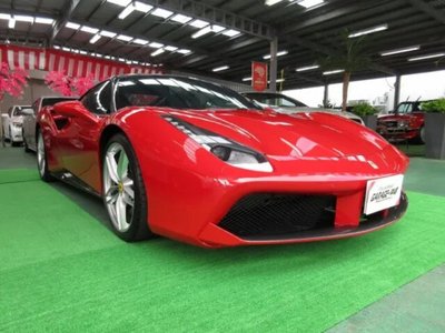 2016 Ferrari 488 GTB 照片 2