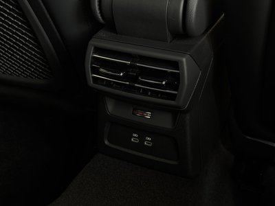 صورة 21 لـ 2025 AUDI S3 SPORTBACK