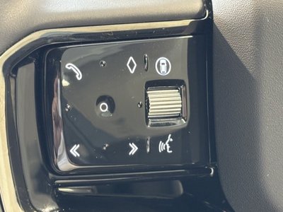 2025 LAND Rover RANGE ROVER EVOQUE thumbnail 40