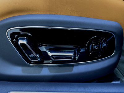 2023 AUDI A8 thumbnail 56