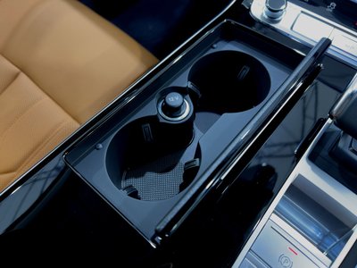 2023 AUDI A8 thumbnail 24