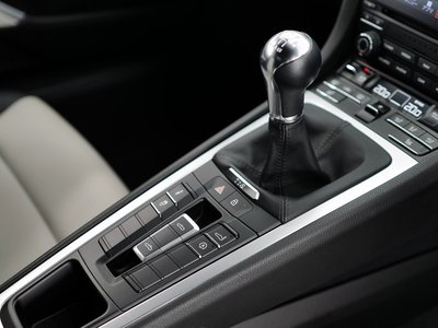 صورة مصغرة 38 لـ 2024 Porsche 718
