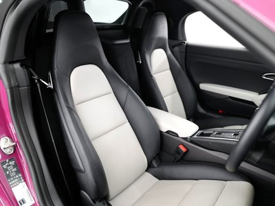 صورة مصغرة 42 لـ 2024 Porsche 718