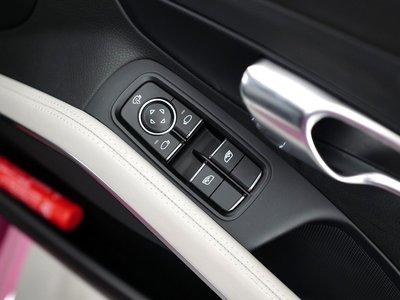 صورة مصغرة 9 لـ 2024 Porsche 718