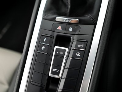 صورة مصغرة 40 لـ 2024 Porsche 718