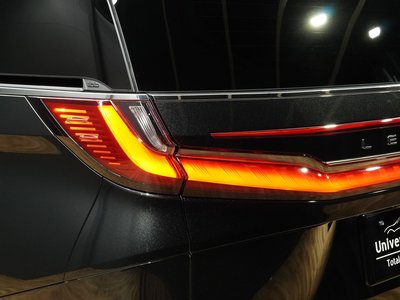 صورة 55 لـ 2024 Lexus LM