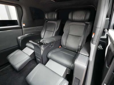 صورة 85 لـ 2024 Lexus LM