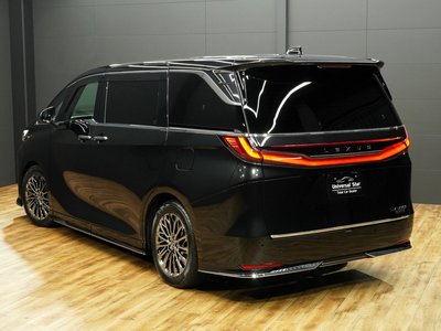 صورة 51 لـ 2024 Lexus LM