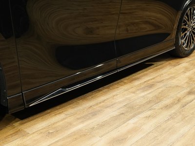 صورة 40 لـ 2024 Lexus LM