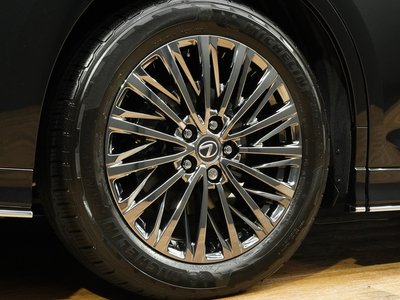 صورة 63 لـ 2024 Lexus LM