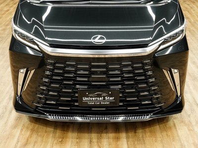 صورة 31 لـ 2024 Lexus LM