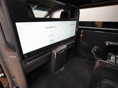 صورة 80 لـ 2024 Lexus LM