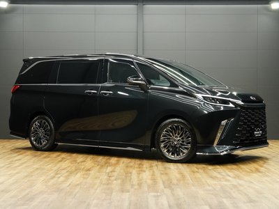 صورة 12 لـ 2024 Lexus LM