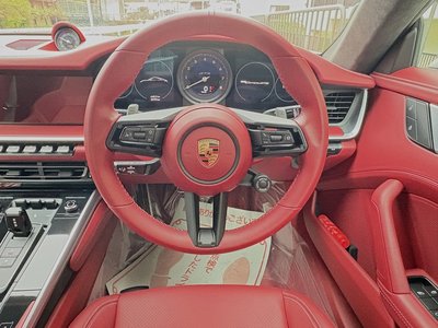 صورة مصغرة 16 لـ 2023 Porsche 911