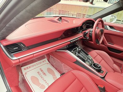 صورة مصغرة 30 لـ 2023 Porsche 911