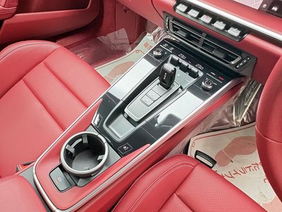 صورة مصغرة 11 لـ 2023 Porsche 911