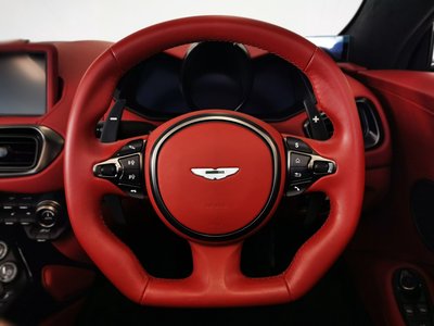 2022 Aston Martin VANTAGE — миниатюра 14