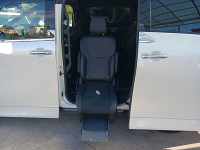 2024 Toyota ALPHARD — фото 6