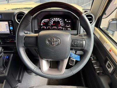 2024 Toyota LAND CRUISER 70 photo 14
