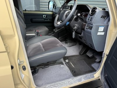 2024 Toyota LAND CRUISER 70 photo 7