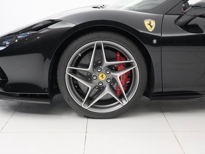 2021 Ferrari F8 SPIDER — фото 16