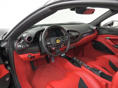 2021 Ferrari F8 SPIDER — фото 3