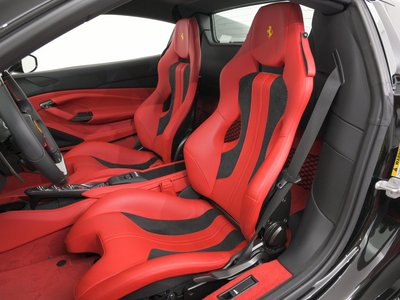 2021 Ferrari F8 SPIDER — фото 4