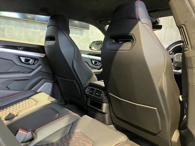 2019 Lamborghini URUS 照片 41